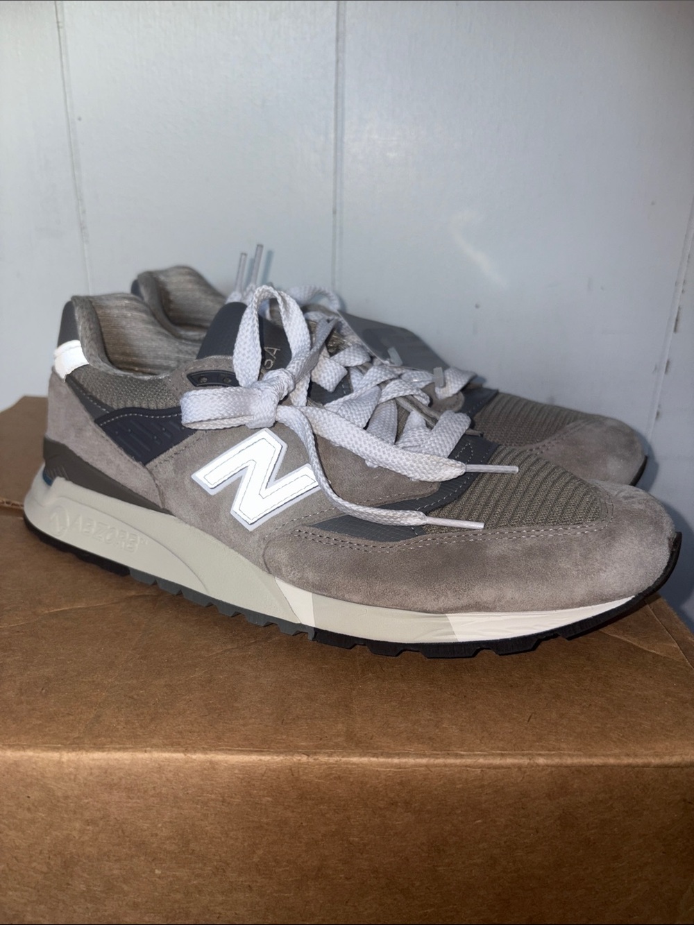 New Balance Men's Gray Suede and White Accent Athletic Sneakers size 9.5